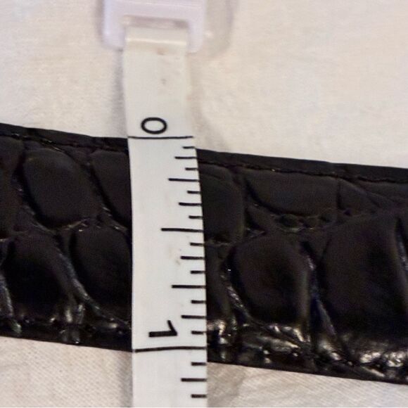Black Leather Croc-Embossed Belt Gold Buckle Size S/M